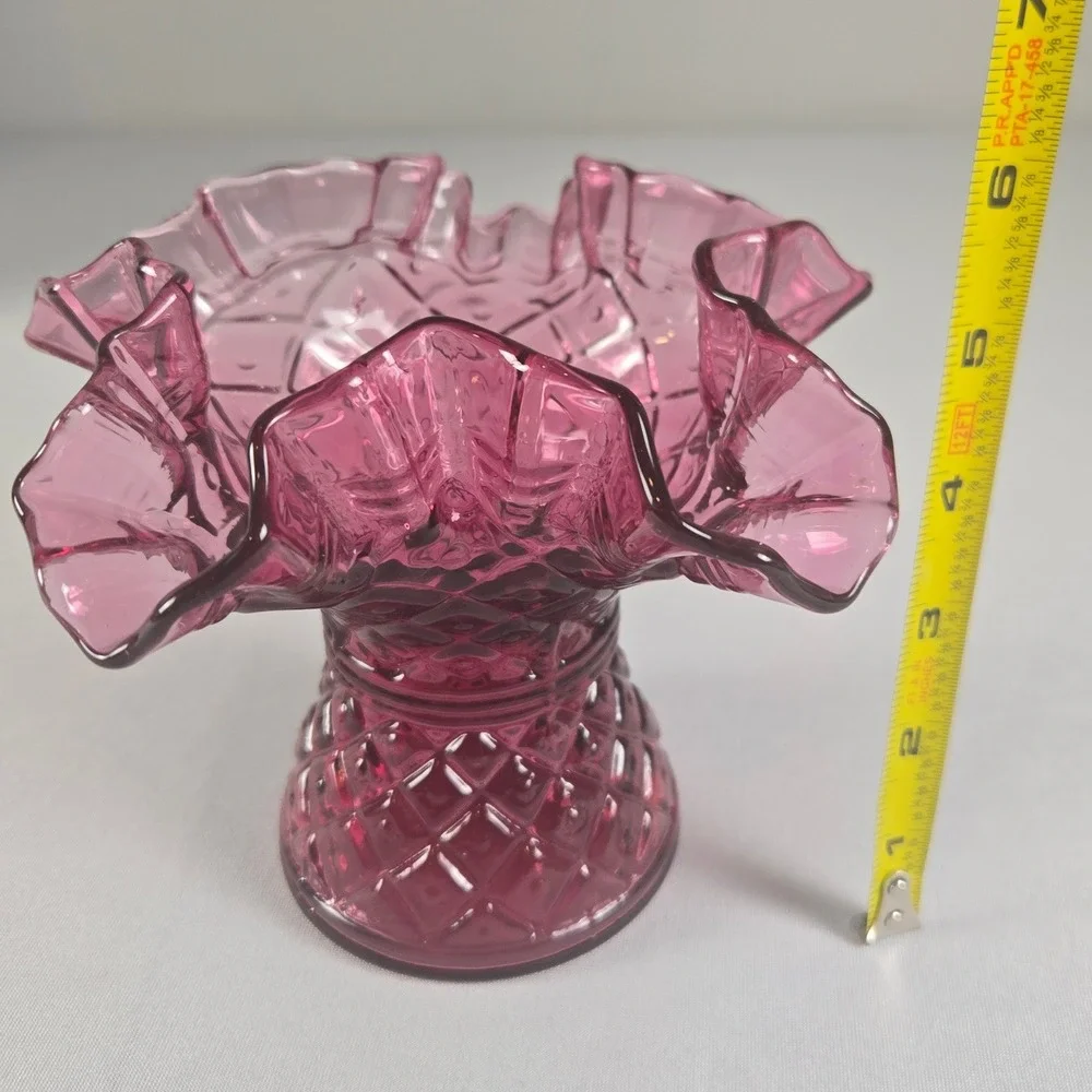 Vintage Cranberry Pink‎ Glass Ruffle Vase Diamond Pattern Fenton Style Art Glass